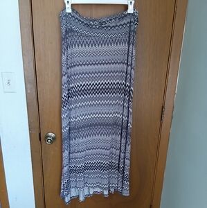 Women's Patterned Skirt